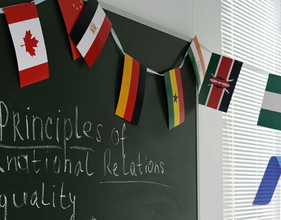 international-students-canada-flag